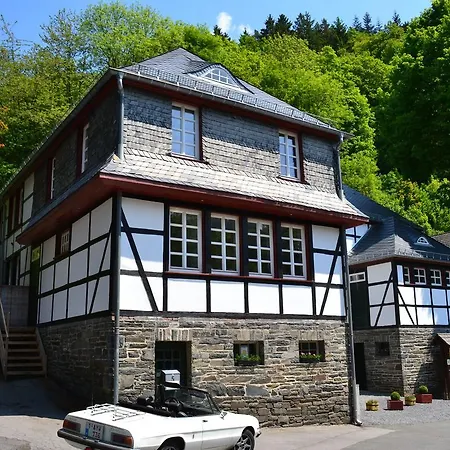 Holiday De Huismeesterwoning Casa vacanze Monschau